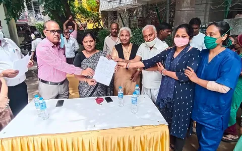 मदर डेयरी पार्क में खाली कमरा सिलाई मशीन सेंटर हेतु समर्पित