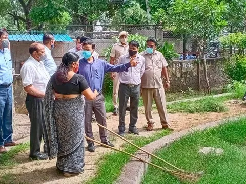 पॉकेट सी गेट नं 06 पार्क का उपायुक्त संग सर्वे — 3