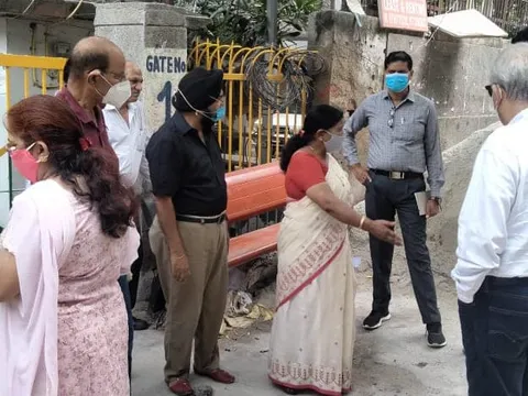 सिद्धार्थ एक्सटेंशन पॉकेट बी का आरडब्ल्यूए संग निरीक्षण