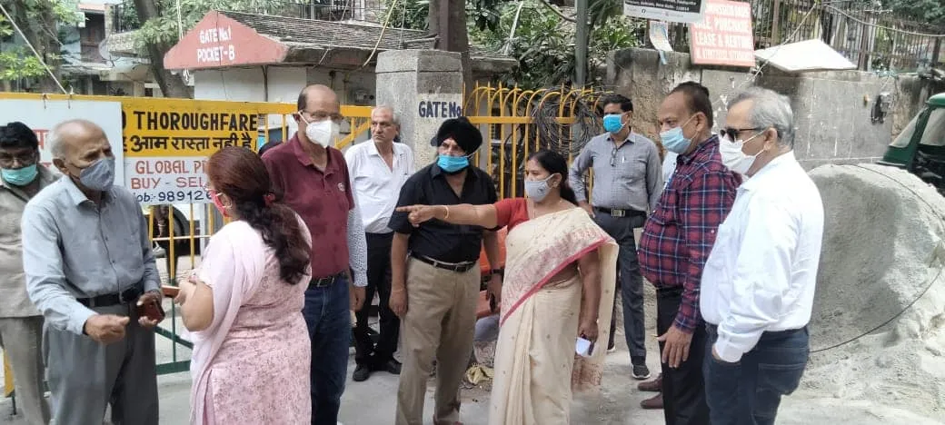 सिद्धार्थ एक्सटेंशन पॉकेट बी का आरडब्ल्यूए संग निरीक्षण — तस्वीर 8 में से 21