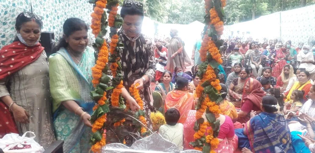 वार्ड कार्यालय में श्री कृष्ण जन्माष्टमी महोत्सव — तस्वीर 2 में से 18