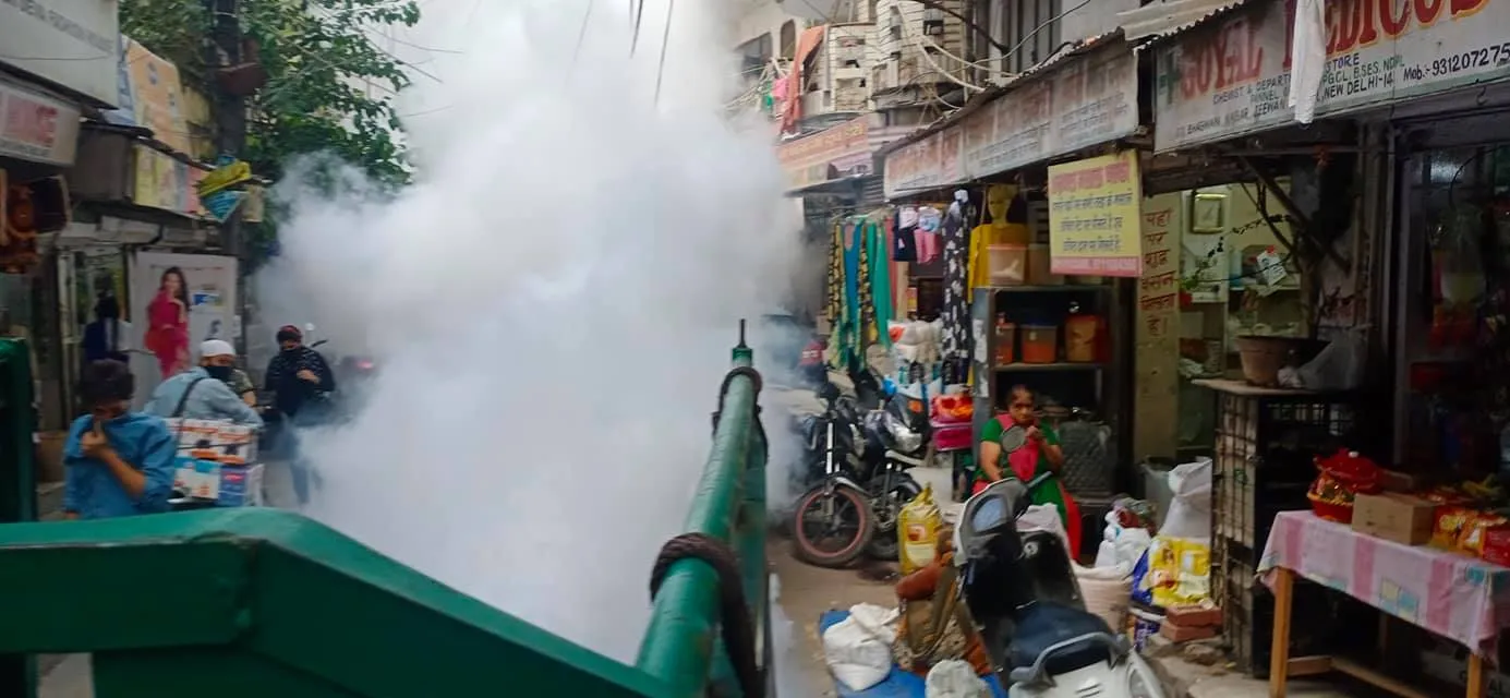 वार्ड 143 में फॉगिंग मशीन चलवाई गई — तस्वीर 16 में से 29