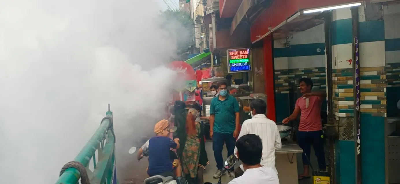 वार्ड 143 में फॉगिंग मशीन चलवाई गई — तस्वीर 17 में से 29