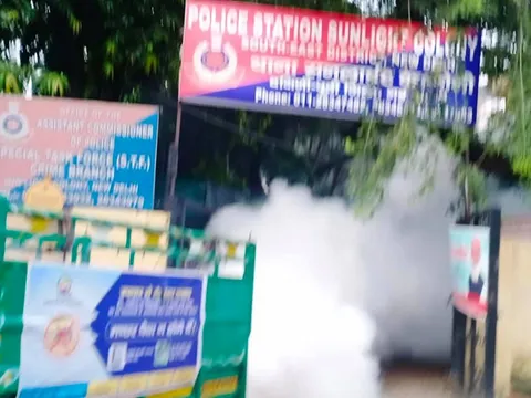 वार्ड 143 में फॉगिंग मशीन चलवाई गई — 21
