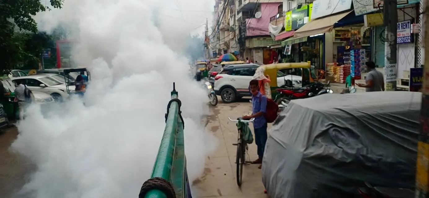 वार्ड 143 में फॉगिंग मशीन चलवाई गई — तस्वीर 24 में से 29