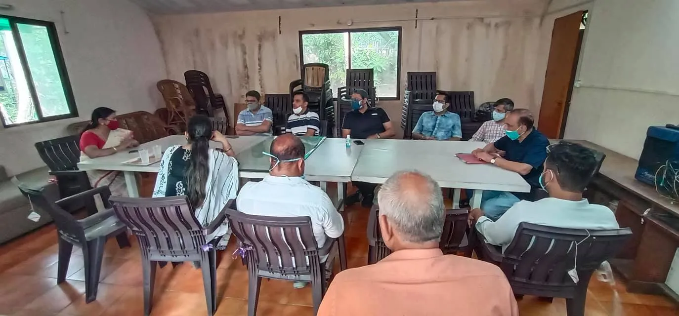 सिद्धार्थ एक्सटेंशन पॉकेट C में पार्षद का निरीक्षण दौरा — तस्वीर 1 में से 15