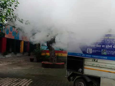 सराय काले खां, रेलवे लाइन रोड और नगलि रजापुर में एंटी मलेरिया फॉगिंग — 4