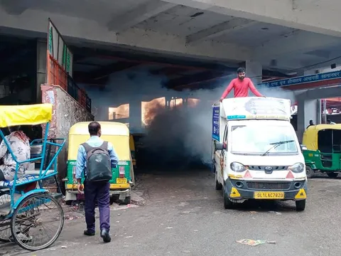 सराय काले खां, रेलवे लाइन रोड और नगलि रजापुर में एंटी मलेरिया फॉगिंग — 6
