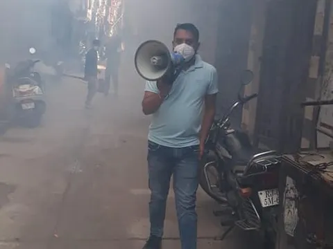 सनलाइट कॉलोनी नं – I की मद्रासी कॉलोनी में एंटी मलेरिया फॉगिंग