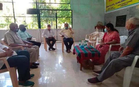 आश्रम सब्ज़ी मंडी एवं 80 गज में निरीक्षण दौरा