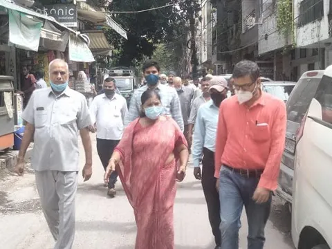 आश्रम सब्ज़ी मंडी एवं 80 गज में निरीक्षण दौरा — 5