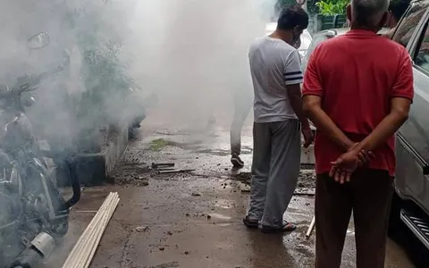भगवान नगर चौक की मार्किट व जीवन नगर में एंटी मलेरिया फॉगिंग
