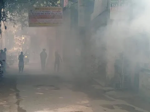 सनलाइट कॉलोनी–2 व मद्रासी कॉलोनी में एंटी मलेरिया फॉगिंग — 2