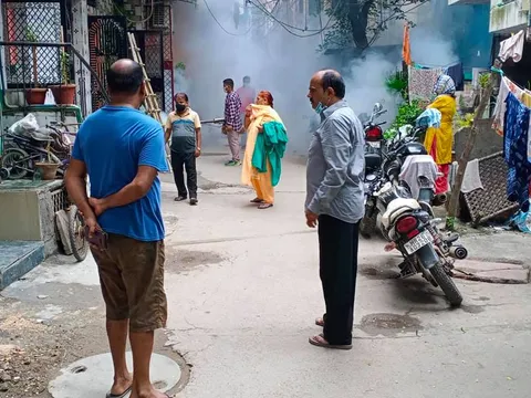 सनलाइट कॉलोनी–2 व मद्रासी कॉलोनी में एंटी मलेरिया फॉगिंग — 8