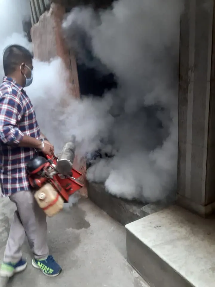 सनलाइट कॉलोनी–1 व वाल्मिकी कॉलोनी में एंटी मलेरिया फॉगिंग — तस्वीर 9 में से 18