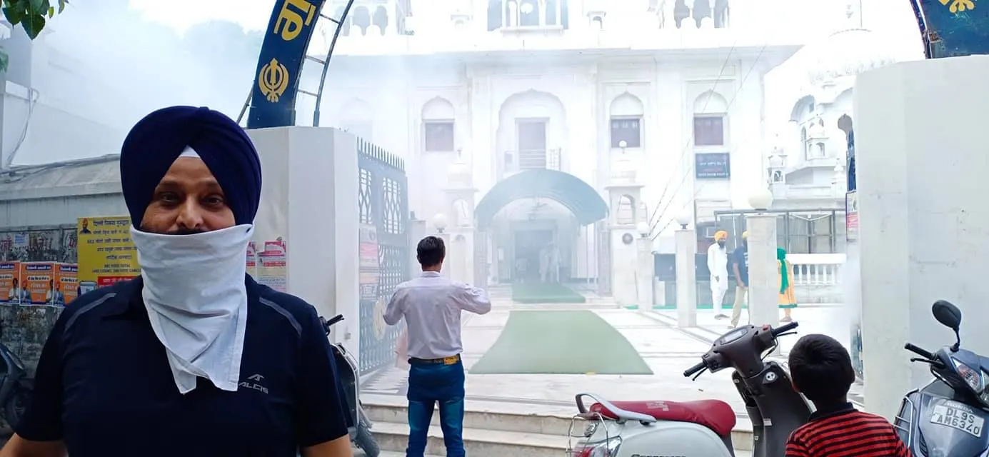 सनलाईट कॉलोनी – 1 के बाला साहेब गुरुद्वारा क्षेत्र में एंटी मलेरिया फॉगिंग — तस्वीर 1 में से 17