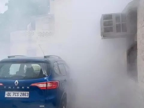 सनलाईट कॉलोनी – 1 के बाला साहेब गुरुद्वारा क्षेत्र में एंटी मलेरिया फॉगिंग — 9