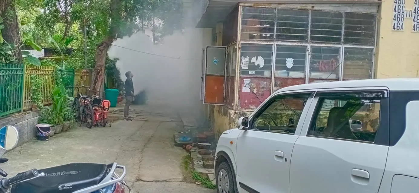 सनलाईट कॉलोनी – 1 के बाला साहेब गुरुद्वारा क्षेत्र में एंटी मलेरिया फॉगिंग — तस्वीर 11 में से 17