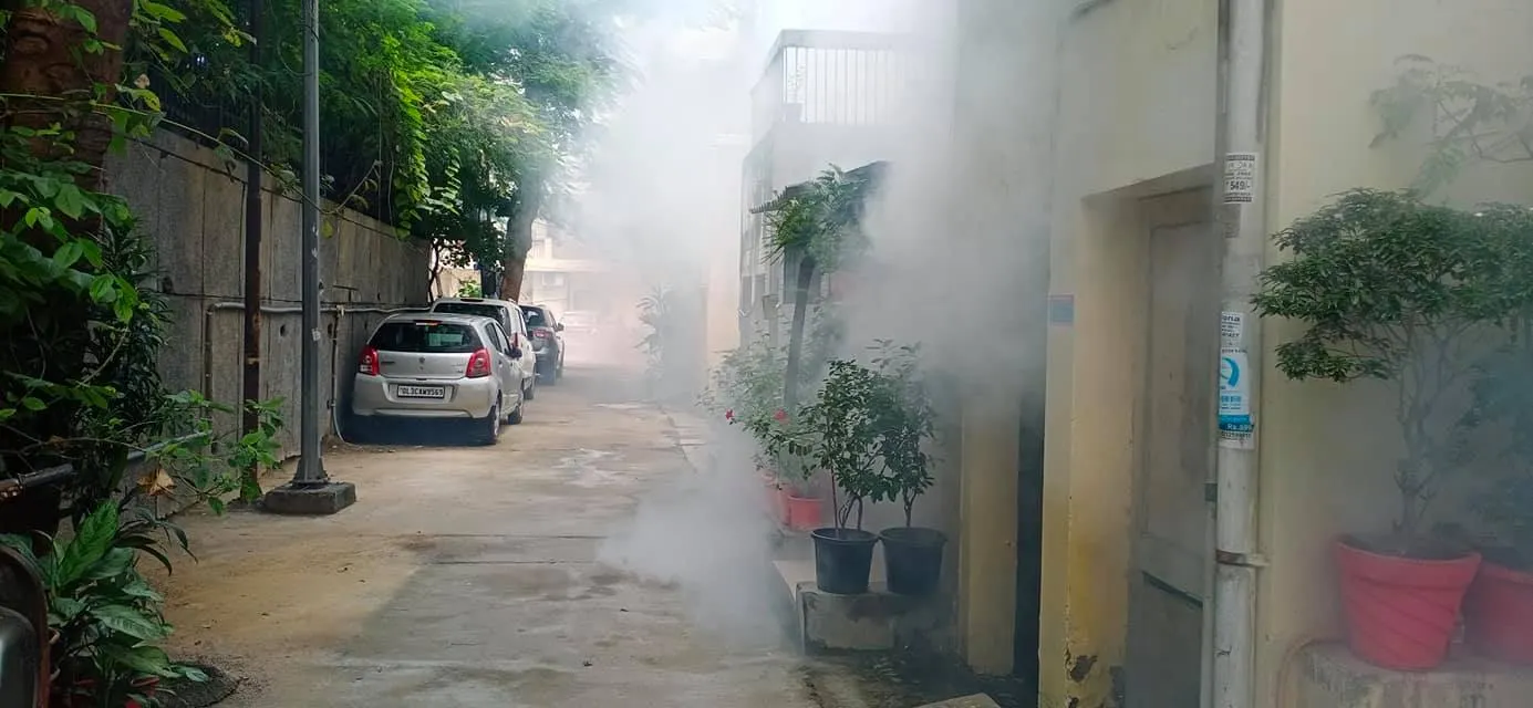 सनलाईट कॉलोनी – 1 के बाला साहेब गुरुद्वारा क्षेत्र में एंटी मलेरिया फॉगिंग — तस्वीर 13 में से 17