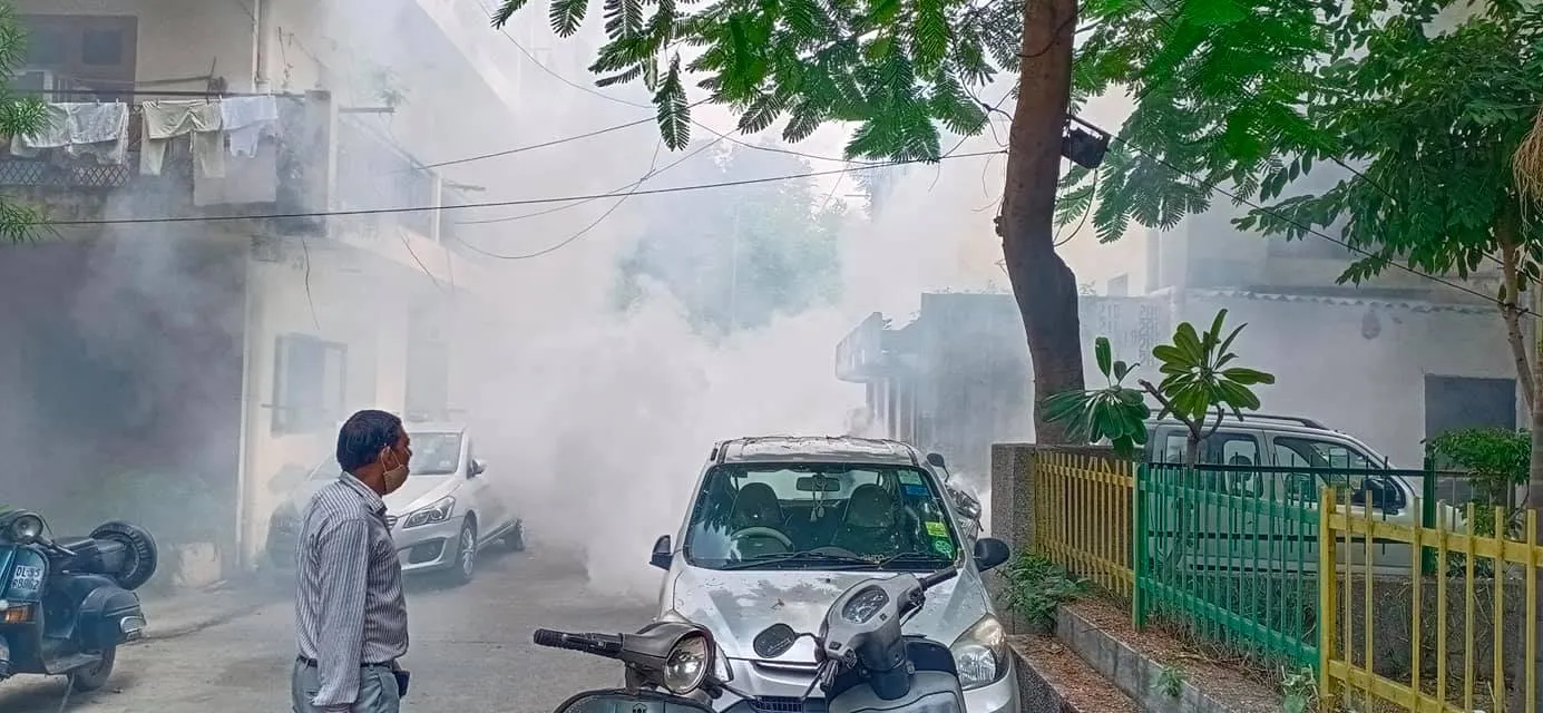 सनलाईट कॉलोनी – 1 के बाला साहेब गुरुद्वारा क्षेत्र में एंटी मलेरिया फॉगिंग — तस्वीर 15 में से 17