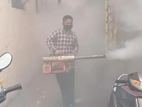 सराय काले खां चौपाल और हरिजन बस्ती में एंटी मलेरिया फॉगिंग — 10