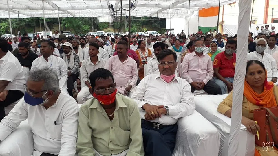 अम्बेडकर भवन में दलितों व महिलाओं पर अत्याचार के खिलाफ कांग्रेस महापंचायत — तस्वीर 1 में से 4