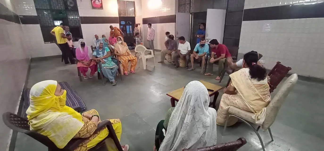 किलोकरी गांव के जाटव समाज चौपाल में दौरा — तस्वीर 1 में से 2