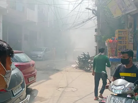 किलोकरी गांव व चौपालों में एंटी मलेरिया फॉगिंग — 2