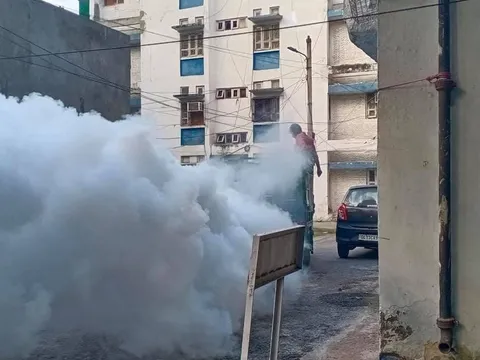 किलोकरी गांव वैष्णव मंदिर, दिल्ली विद्युत कॉलोनी व ITI कॉलोनी में एंटी मलेरिया फॉगिंग — 11