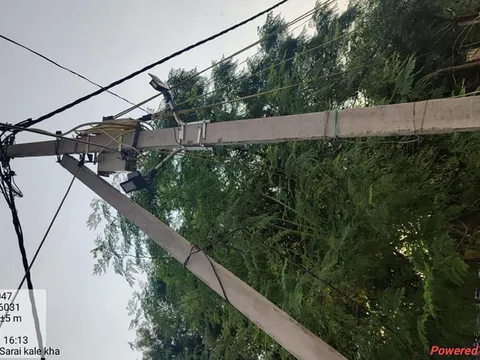 बेहलोलपुर में स्ट्रीट लाइट लगाने का कार्य शुरू — 8