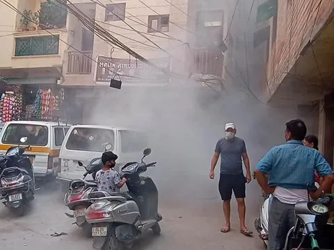 किलोकरी आटा चक्की, हिल क्वीन स्कूल व DTL कॉलोनी में एंटी मलेरिया फॉगिंग — 13