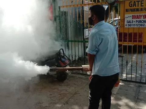 RWA पॉकेट B, सिद्धार्थ एक्सटेंशन द्वारा फॉगिंग के लिए पार्षद का धन्यवाद — 3