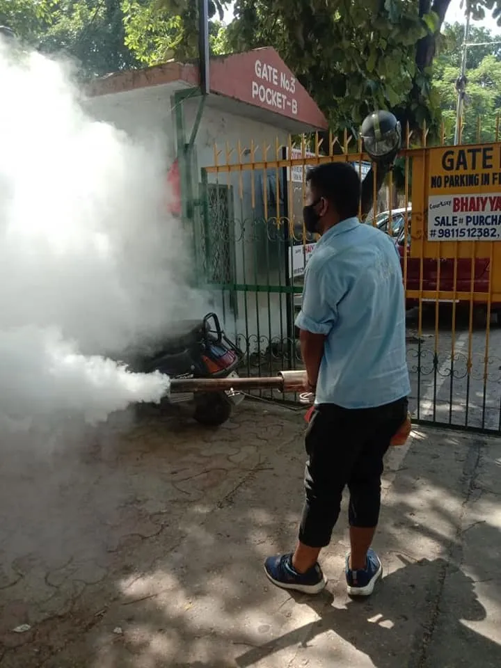 RWA पॉकेट B, सिद्धार्थ एक्सटेंशन द्वारा फॉगिंग के लिए पार्षद का धन्यवाद — तस्वीर 3 में से 10