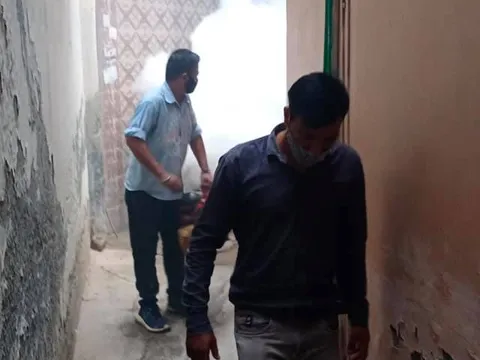 शालीमार पंजाबी कॉलोनी में एंटी मलेरिया फॉगिंग