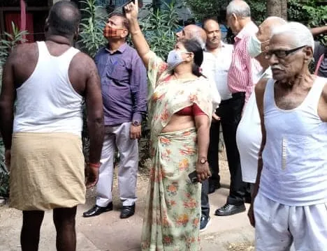 सनलाइट कॉलोनी नं 2 के गोवर्धन पार्क व कोली कैम्प में दौरा — 5