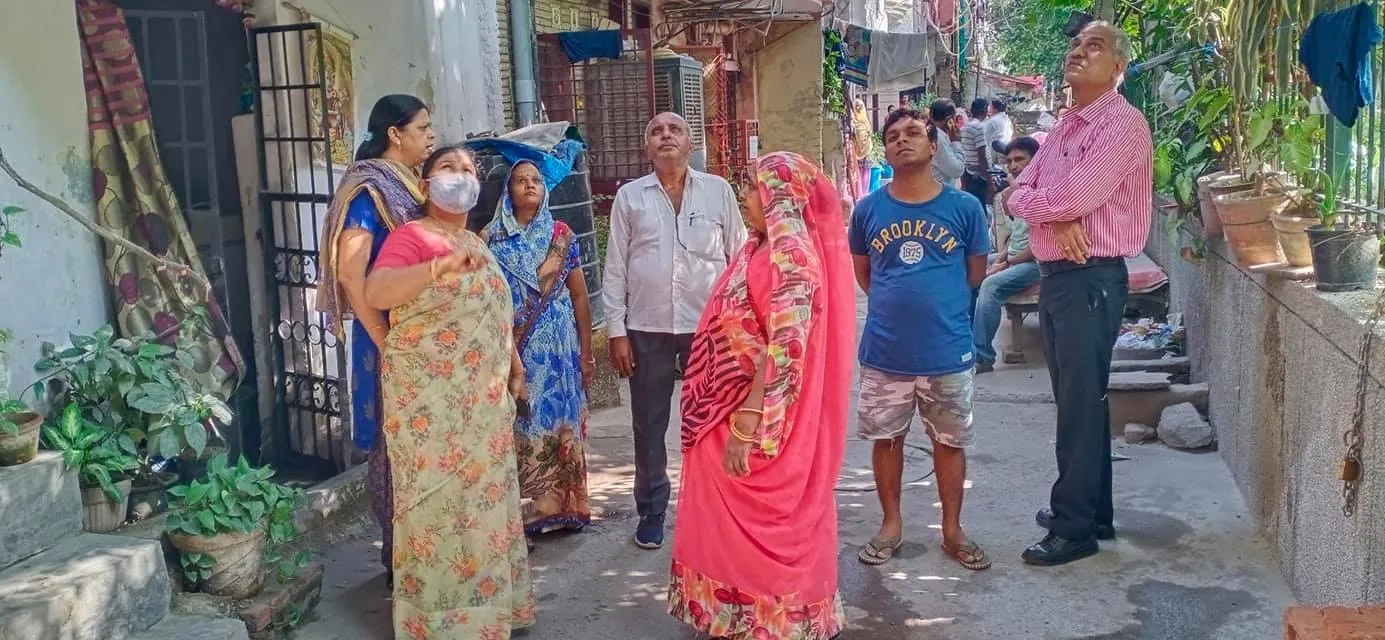 सनलाइट कॉलोनी नं 2 के गोवर्धन पार्क व कोली कैम्प में दौरा — तस्वीर 8 में से 10