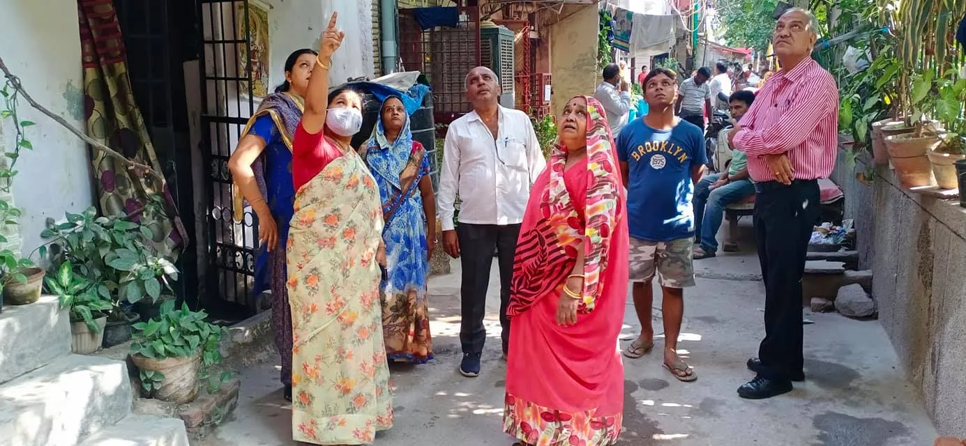 सनलाइट कॉलोनी नं 2 के गोवर्धन पार्क व कोली कैम्प में दौरा — तस्वीर 9 में से 10