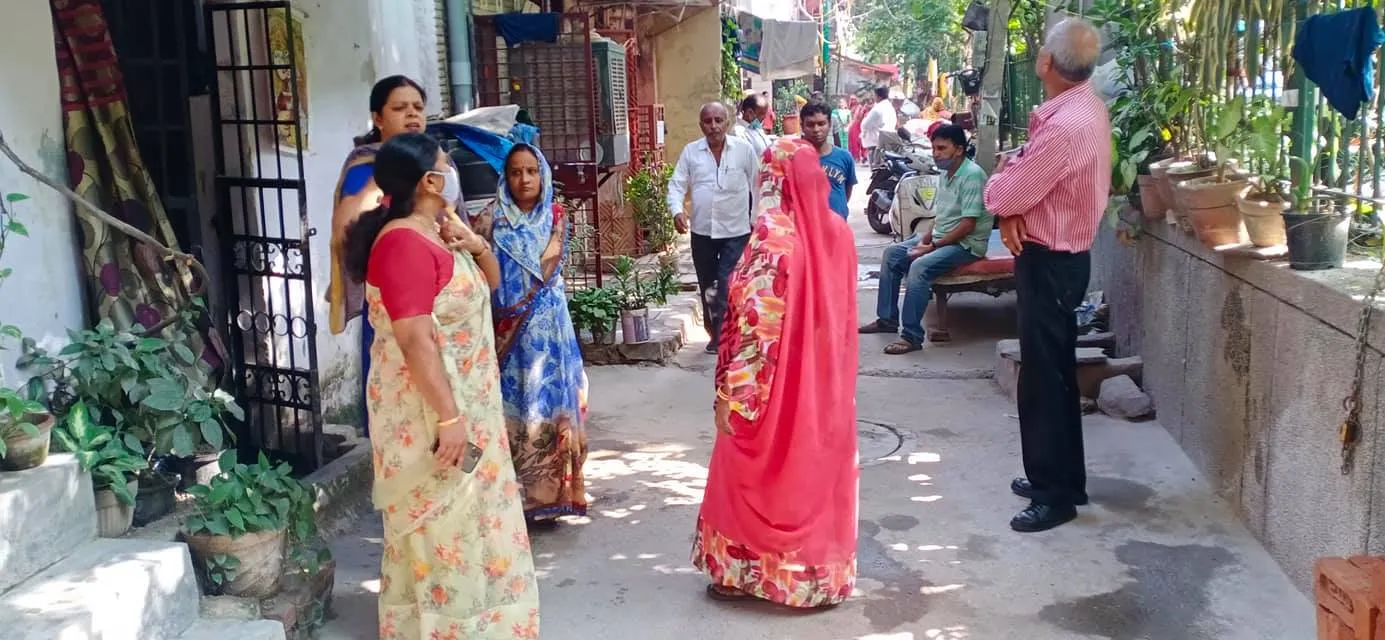 सनलाइट कॉलोनी नं 2 के गोवर्धन पार्क व कोली कैम्प में दौरा — तस्वीर 10 में से 10
