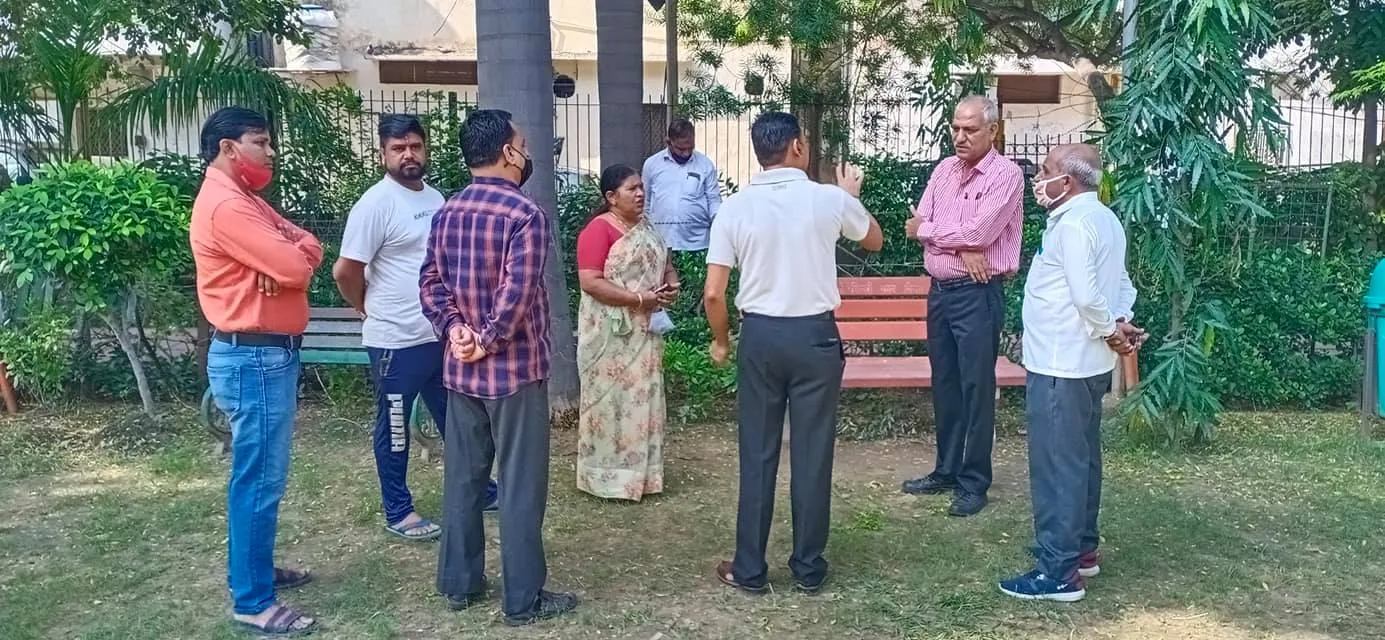 सनलाइट कॉलोनी नं 2 के राजेश वाला पार्क में दौरा — तस्वीर 1 में से 1