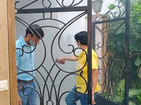 सिद्धार्थ एनक्लेव व शालीमार सिनेमा के पीछे एंटी मलेरिया फॉगिंग — 8
