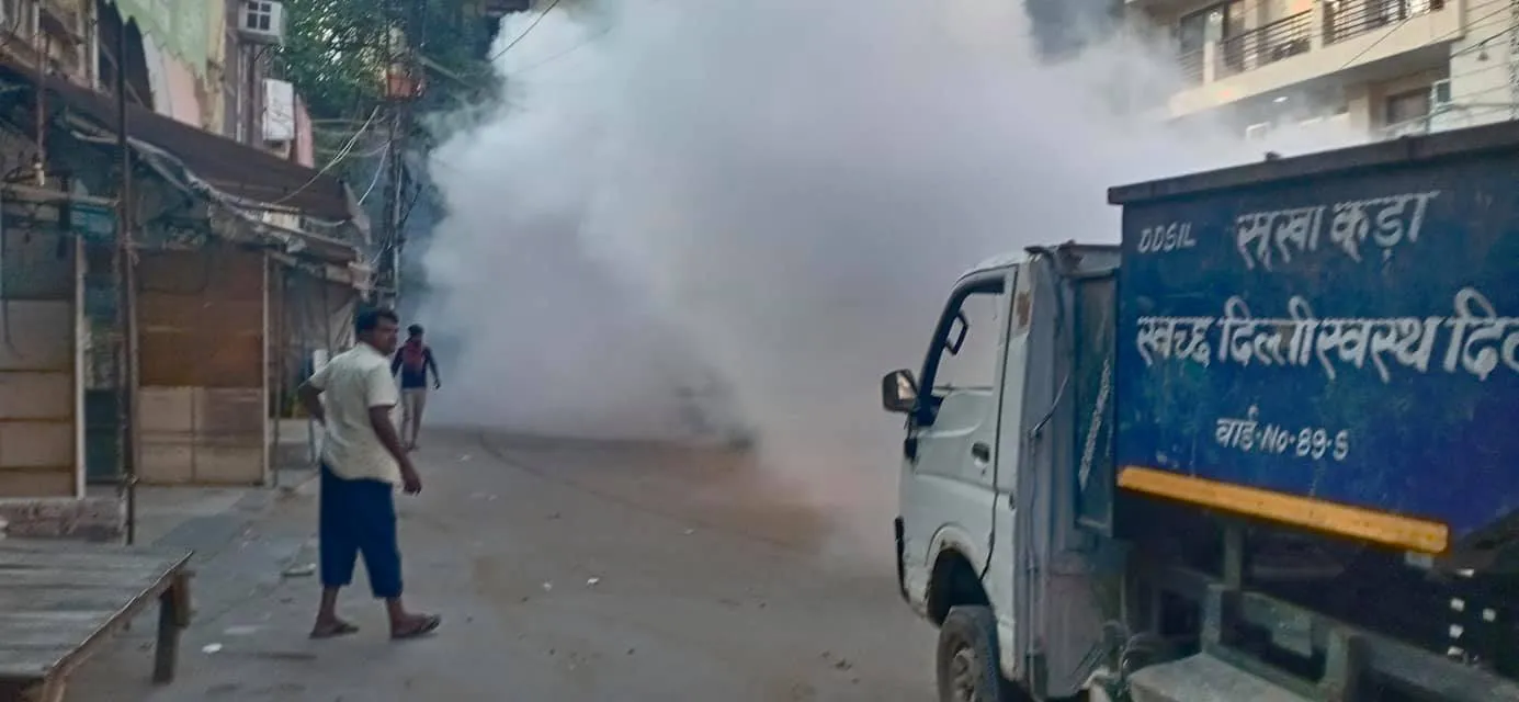 भगवान नगर, IG कैम्प व सनलाइट कॉलोनी II में एंटी मलेरिया फॉगिंग — तस्वीर 1 में से 6