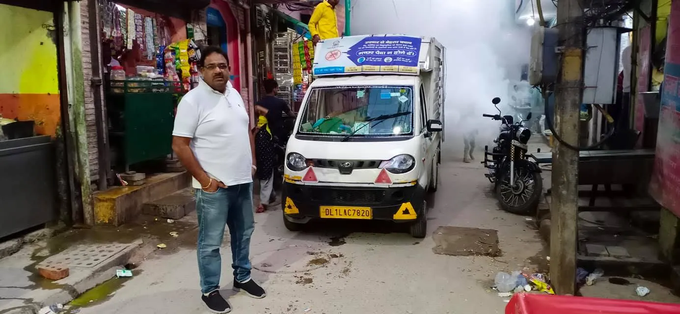 सराय काले खां में टीफा मशीन द्वारा एंटी मलेरिया फॉगिंग — तस्वीर 1 में से 12