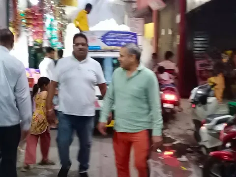 सराय काले खां में टीफा मशीन द्वारा एंटी मलेरिया फॉगिंग — 2