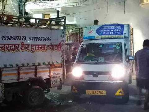 सराय काले खां में टीफा मशीन द्वारा एंटी मलेरिया फॉगिंग — 8