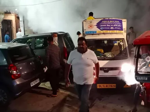 सराय काले खां में टीफा मशीन द्वारा एंटी मलेरिया फॉगिंग — 9