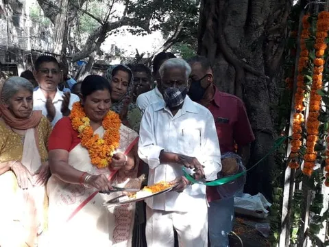सनलाईट कॉलोनी 2 के स्टोर वाले पार्क में दीवार निर्माण का उद्घाटन — 3
