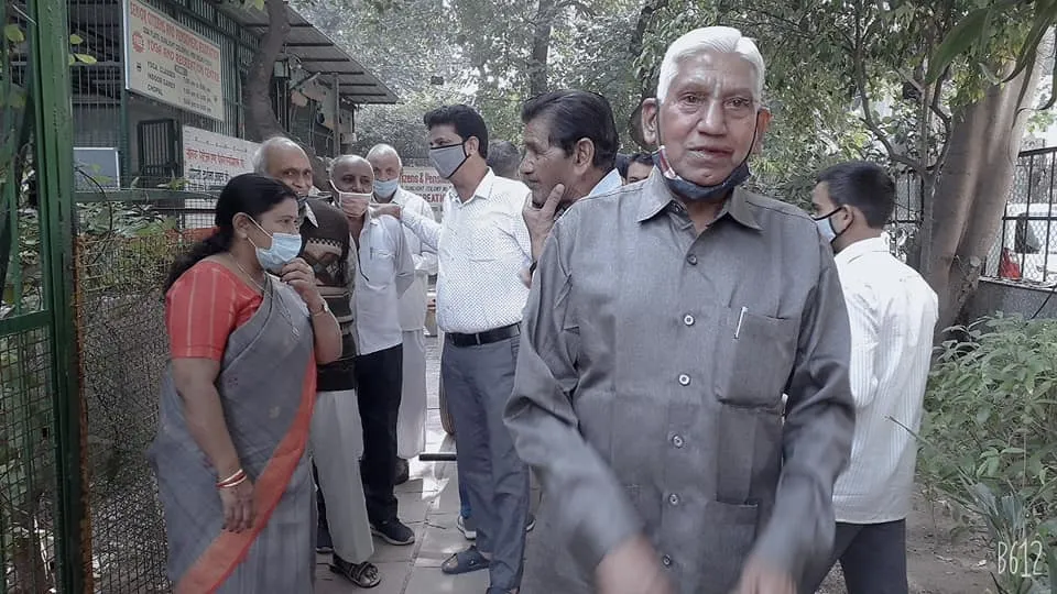 आश्रम DDA फ्लैट (80 गज) के हुकुमचंद पार्क में दौरा — तस्वीर 4 में से 8