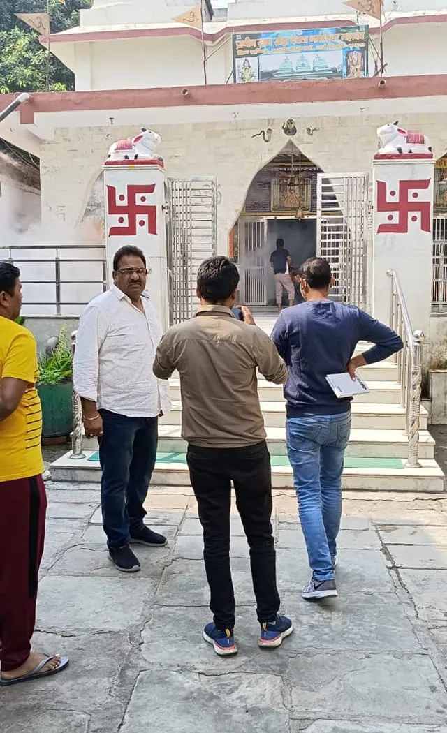 सराय काले खां व खेड़ादेवी मंदिर क्षेत्र में एंटी मलेरिया फॉगिंग — तस्वीर 6 में से 15