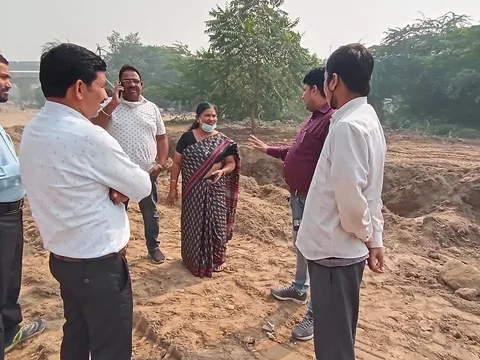 छठ पर्व हेतु लाइट व्यवस्था के लिए स्थल निरीक्षण — 2