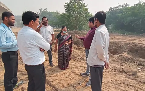 छठ पर्व हेतु लाइट व्यवस्था के लिए स्थल निरीक्षण